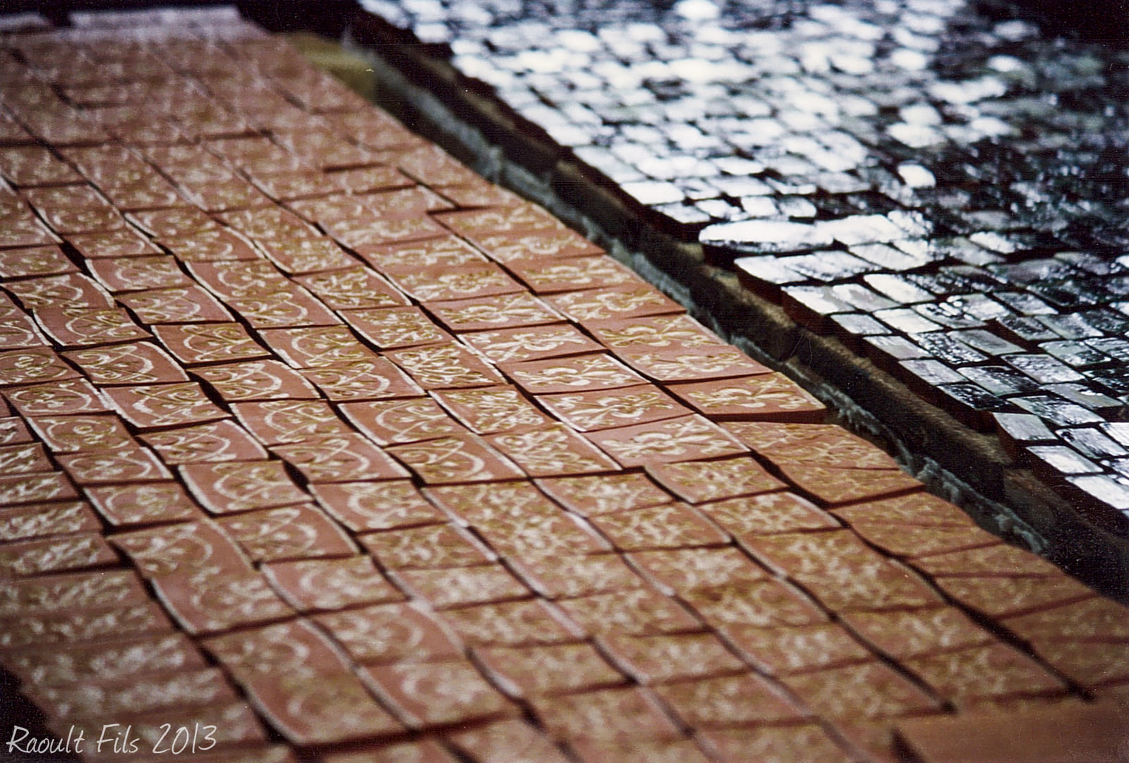 Series of decorated tiles in the Raoult & Fils factory archives