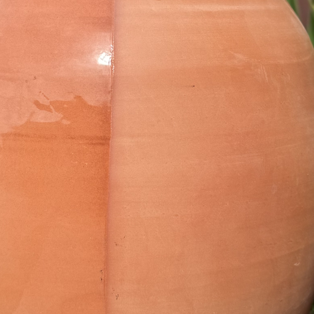 True FA240 earthenware material in extreme close-up