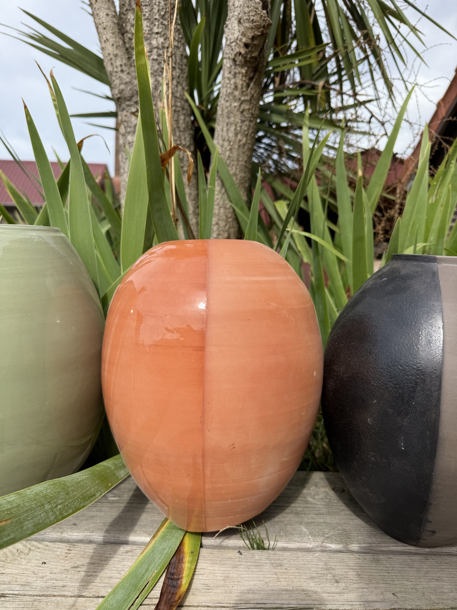 FA240 Beck Red piece showing matte and glazed surfaces