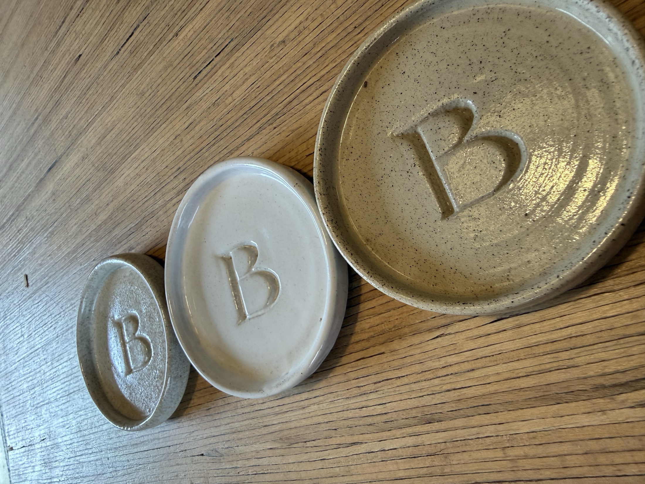 Variations de surface sur des pièces tests en GE221PY